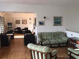 Paco Residence