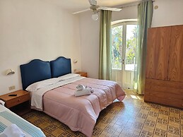 Paco Residence