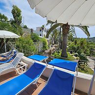 Paco Residence