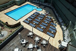 Santa Cruz Village Hotel