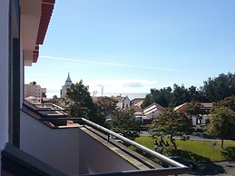 Santa Cruz Village Hotel