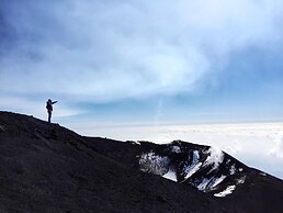 Sotto il Vulcano