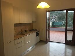 Bed and Lemons