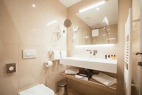 Hotel Riviera - LifeClass Hotels & Spa