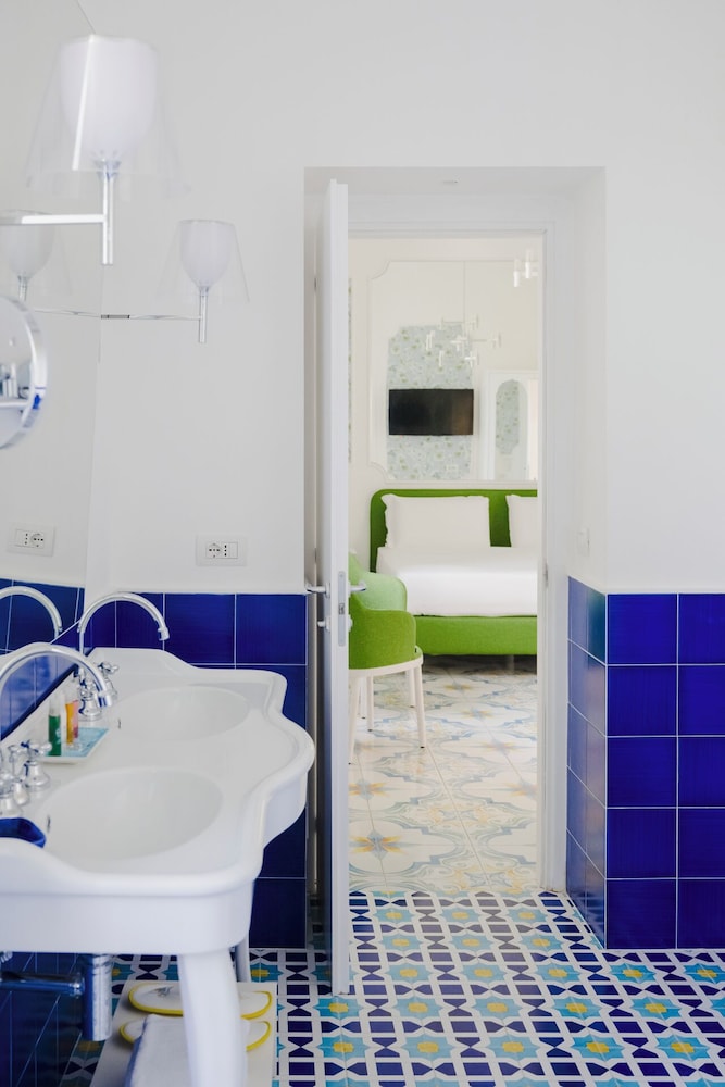Relais Correale Rooms & Garden