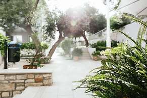 Aparthotel Pharia