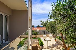 Aparthotel Pharia
