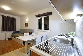 Aparthotel Pharia