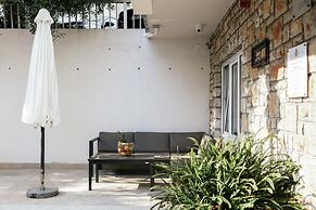 Aparthotel Pharia