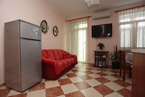 Split Apartments Peric