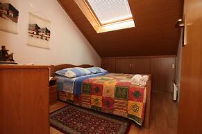 Split Apartments Peric