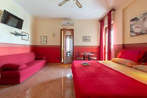 Aurora Rooms