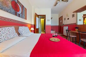 Aurora Rooms