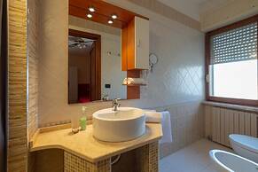 Aurora Rooms