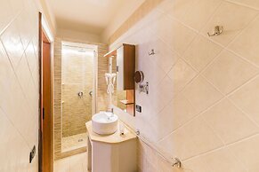 Aurora Rooms
