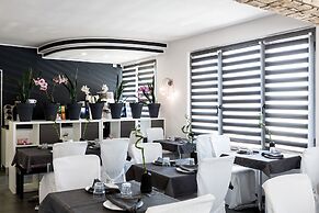 Hotel Canarino