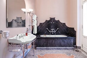 Hotel Locarno