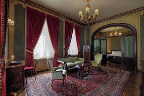 Hotel Locarno