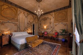 Hotel Locarno