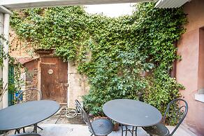 3749 Ponte Chiodo Guest House