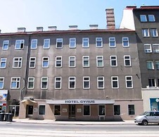Hotel Cyrus