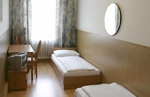 Hotel Cyrus