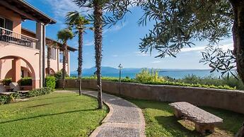 Castello Belvedere Apartments