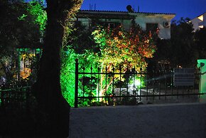 Stelios Studios