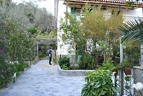 Stelios Studios