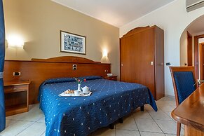 Hotel Relax