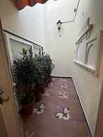 Hotel Ratnawali