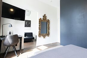 Quentin Canal House Hotel