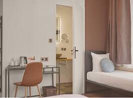 Quentin Canal House Hotel