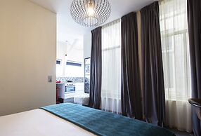 Quentin Canal House Hotel