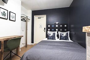 Quentin Canal House Hotel