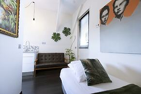 Quentin Canal House Hotel