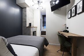 Quentin Canal House Hotel