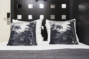 Quentin Canal House Hotel