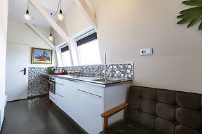 Quentin Canal House Hotel