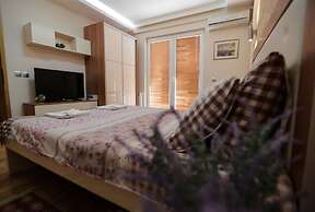 Matjan Apartments