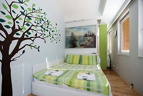 Matjan Apartments