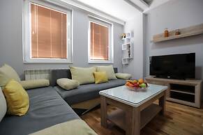 Matjan Apartments