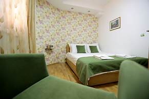Matjan Apartments
