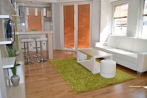 Matjan Apartments