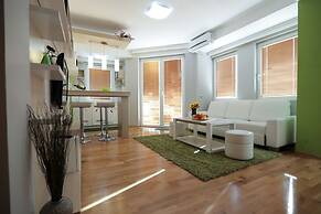 Matjan Apartments