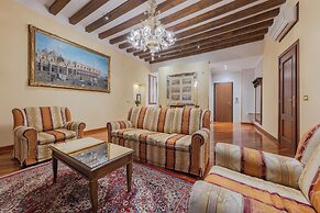 Ca' Dell'Arte Suite