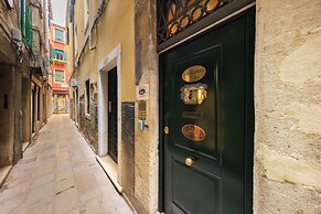 Ca' Dell'Arte Suite