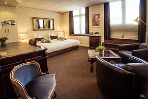 Queen Hotel