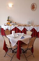 Hotel Oasi Beach