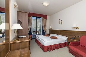 Hotel Oasi Beach